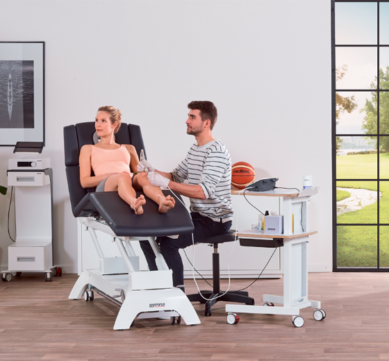 Electrolyse therapie Acure250 Fysiotherapeut en patient