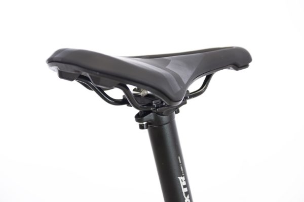 bh fitness exercycle smart bike detail zadel